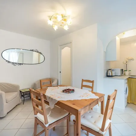 Florida فندق مبيت وإفطار 4*