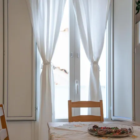 Florida Alojamento de Acomodação e Pequeno-almoço Positano