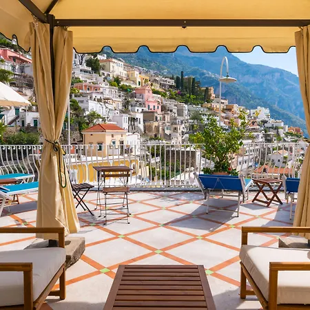 Florida Alojamento de Acomodação e Pequeno-almoço 4*